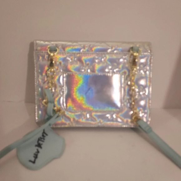 Luv Betsey by Betsey Johnson Hologram Silver Quilted Star Crossbag - Picture 5 of 12